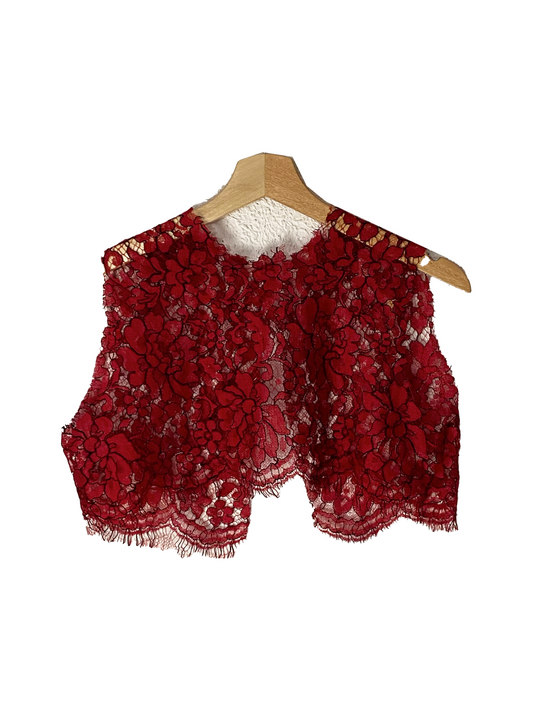 SS.24 RED LACE TOP